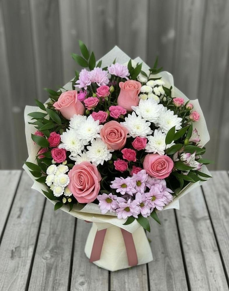 Букет цветов из: Альстромерии, Гвоздики, Розы и Хризантемы в Сосновоборске Пензенской области
