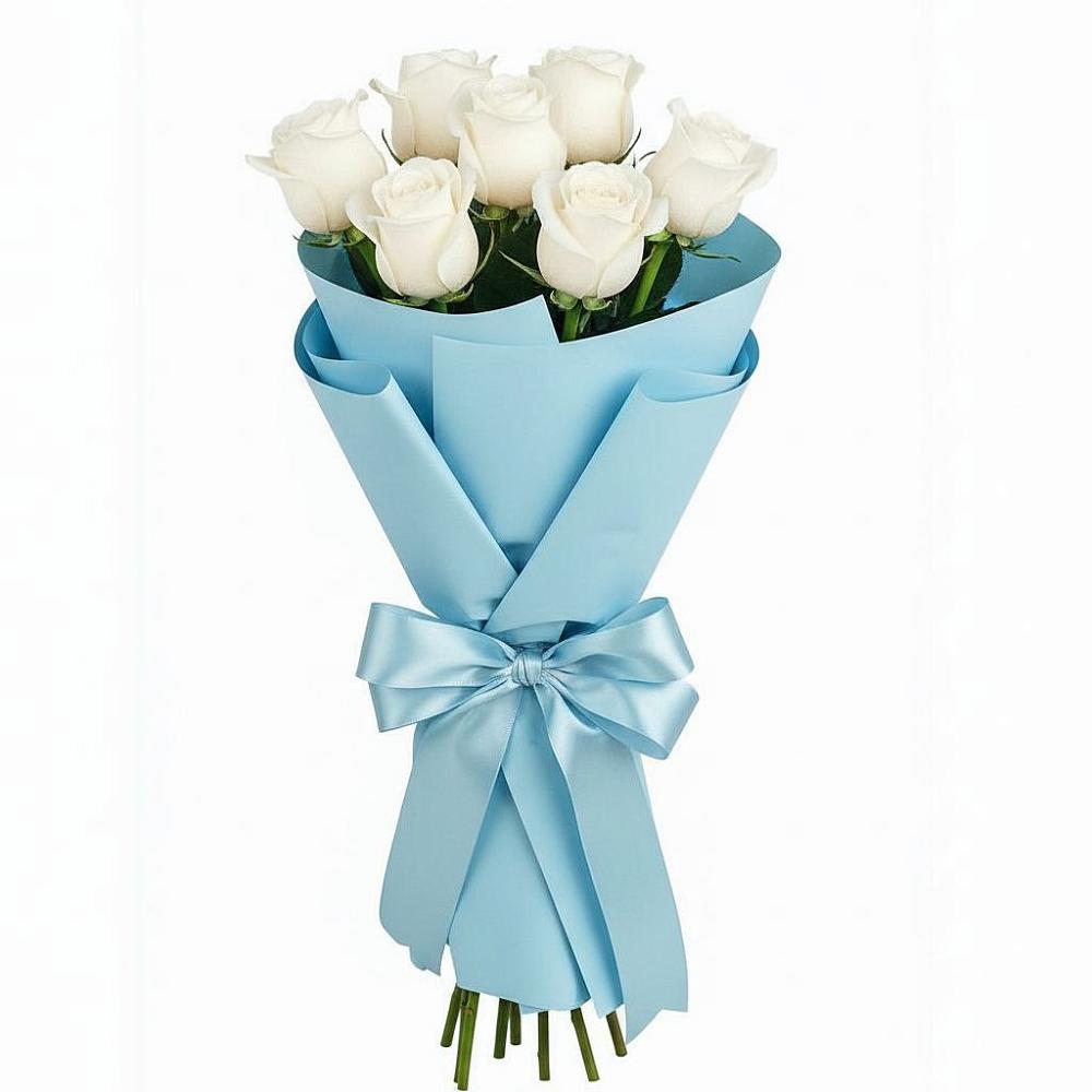 Букет 7 белых роз Проуд в Сосновоборске Пензенской области