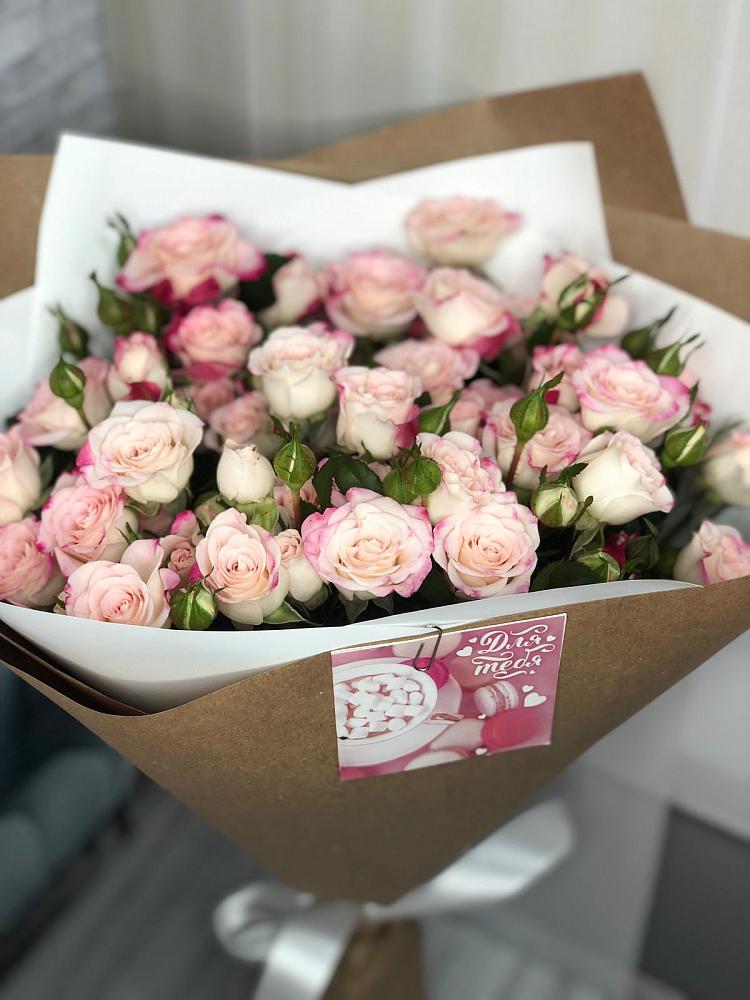 Букет цветов из: Розы в Сосновоборске Пензенской области