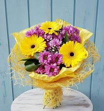 Букет цветов из:  Хризантемы и Герберы в Сосновоборске Пензенской области