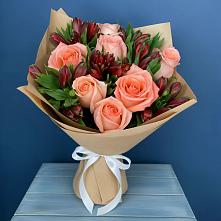 Букет цветов из:  Розы и Альстромерии в Сосновоборске Пензенской области
