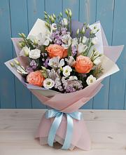 Букет цветов из:  Лизиантусы, Розы, Альстромерии и Гипсофила в Сосновоборске Пензенской области