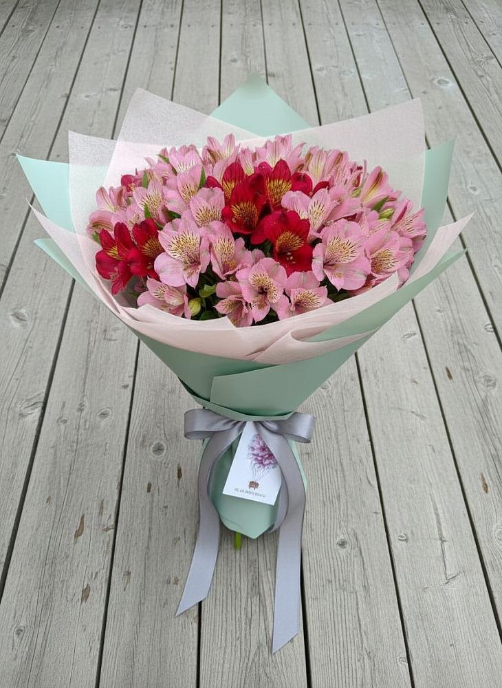 Букет цветов из: Альстромерии в Сосновоборске Пензенской области