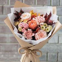 Букет цветов из:  Гвоздики, Хризантемы и Розы в Сосновоборске Пензенской области