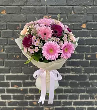 Букет цветов из:  Герберы и Хризантемы в Сосновоборске Пензенской области