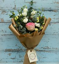 Букет цветов из:  Розы и Лизиантусы #REPLACE_PRED# Сосновоборске Пензенской области